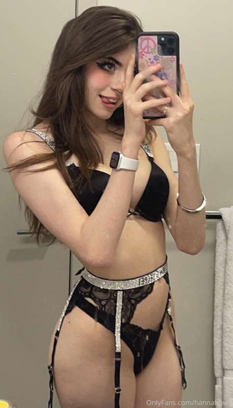 swipe to take off my bra this victoria’s secret set is so cozy 7 swipe to take off my bra this victoria’s secret set is so cozy